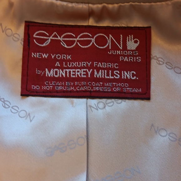 Cream Vintage Faux Fur Jacket, Retro Fall Winter Glam Coat 70s 80s Fashion - Picture 9 of 13